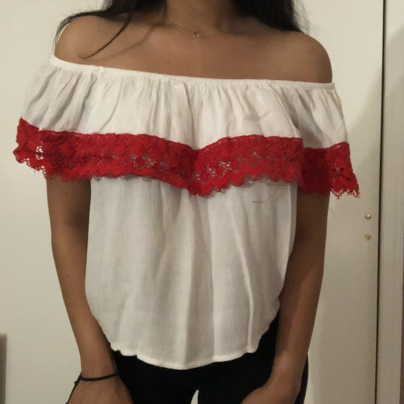 Off the Shoulder Top - Picture 1 of 4